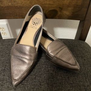 Vince Camuto Miata Loafers Size 6 in Gold